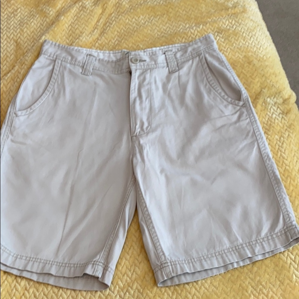 St Johns Bay size 32 shorts, outseam is 21”,inseam is 9 1/4”